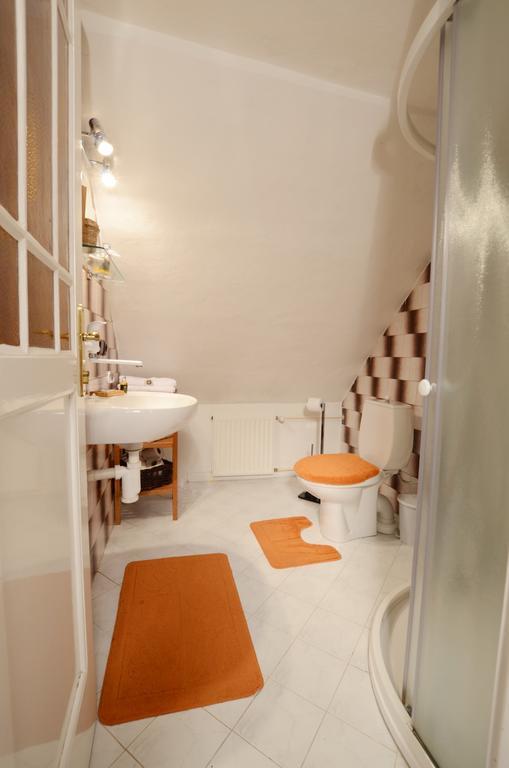 Pension Pod Morskym Okem Karlovice  ภายนอก รูปภาพ