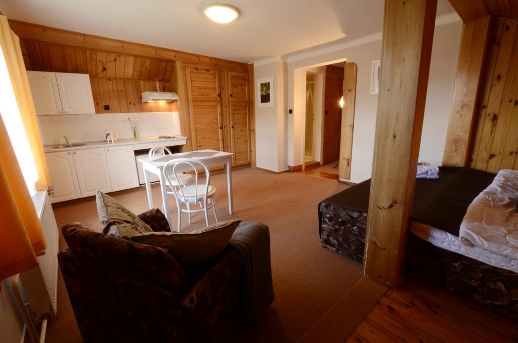 Pension Pod Morskym Okem Karlovice  ภายนอก รูปภาพ