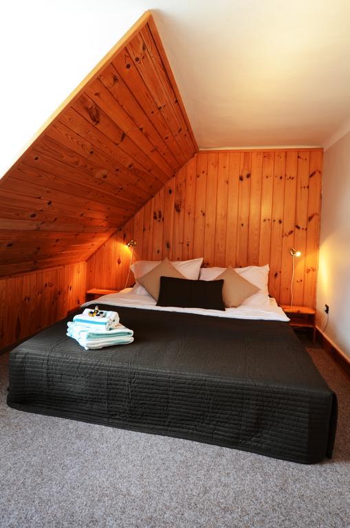 Pension Pod Morskym Okem Karlovice  ภายนอก รูปภาพ